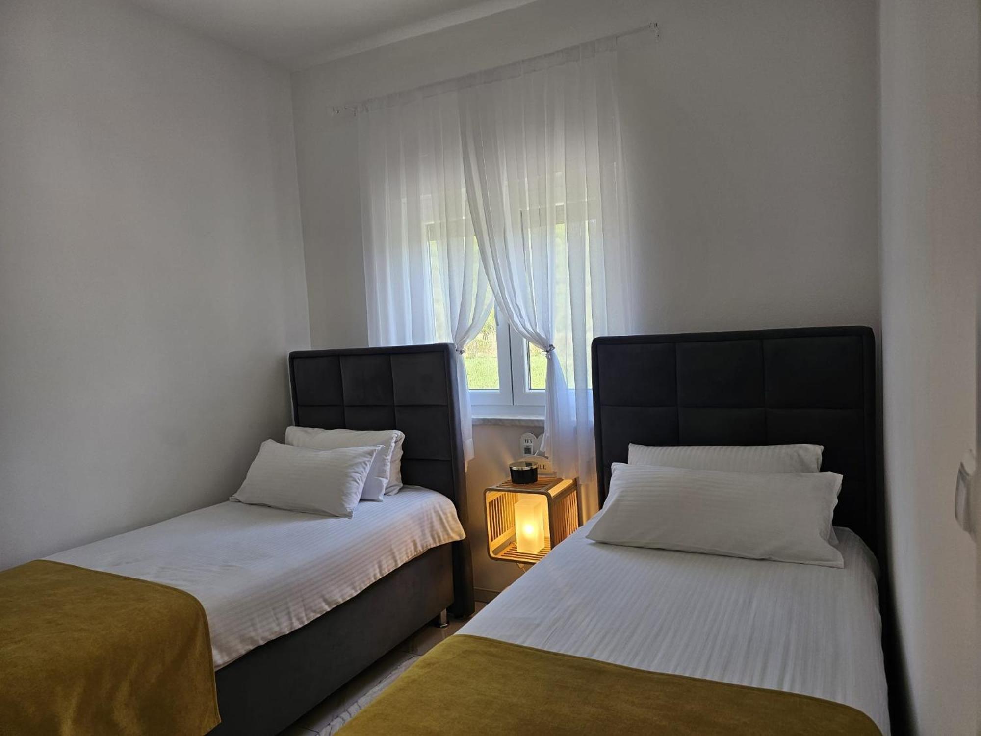 Una Luxury Home Бихач Экстерьер фото